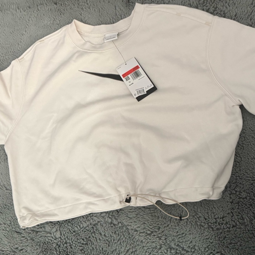 Nike Women's White Cropped Sweatshirt - Picture 4 of 4
